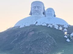 -可汗山