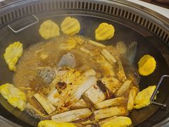 -品北铁锅炖  东北特色菜(北极大街店)