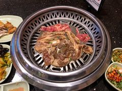 LA牛排-盛江山自助料理(太原街万达店)