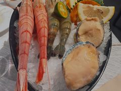 -领鲜活海鲜榴莲自助火锅(东门店)