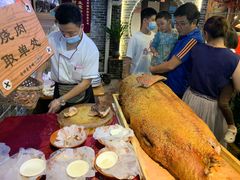 脆口烧肉-园林美食城·本土农家菜(杨和镇店)