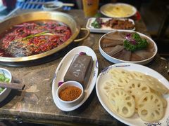 牛奶鸭血-小龙坎火锅(全球总店)