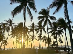 -Sunset Bar(丹绒亚路香格里拉店)