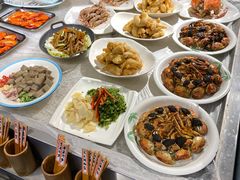 -侬佳蒸菜馆(听潮店)