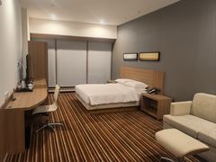 -深圳机场凯悦嘉轩酒店