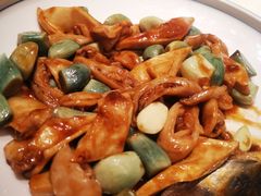 -八府香鸭·啫啫煲(华山路店)