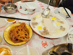 -堂瓦里·33年传统赣菜(第一街区店)