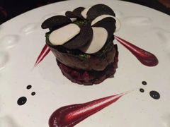 牛里脊肉配甜菜根-AZUL by FUEL蓝色·法式酒馆(琶醍店)