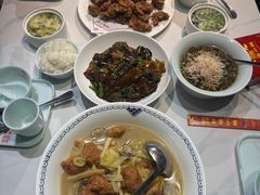-乔家小院•非遗驴肉•青岛菜(滨河路店)