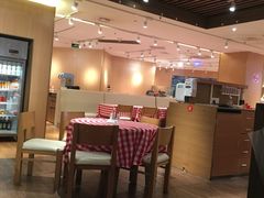 大堂-西贝莜面村(上海百联西郊店)