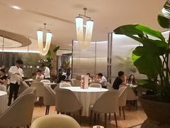 -香港百合居(LCM置汇旭辉广场店)