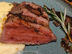 擦上黑胡椒酱-JINNS锦时 steak&pizza(浸信会礼拜堂旧址店)