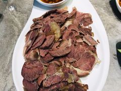 带皮驴肉-高玛纳驴肉火烧(河间总店)