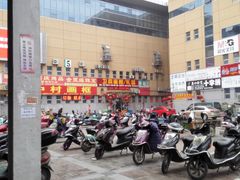 -钱万里桥小商品市场