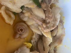 -老牌坊云南鱼豆花火锅(嵩山店)