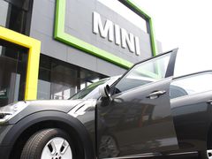 -上海普陀宝诚MINI4S店(红柳路店)