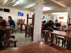 大堂-宝瑞门钉肉饼店