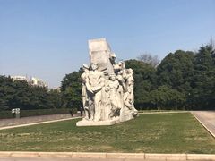 -上海市龙华烈士陵园