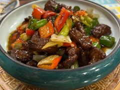 五指山小黄牛肉粒-张猫猫爱吃鱼