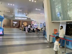 -冰纷万象滑冰场(深圳万象城店)