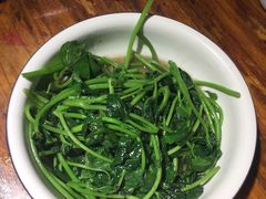 -老三样·美食研究中心(世贸路店)