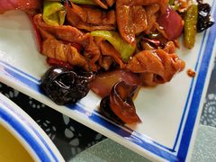 -八两八金·莱芜特色炒鸡(市南漳浦路店)