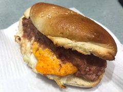 招牌咸牛肉芝士猪仔包-华嫂冰室(尖沙咀店)