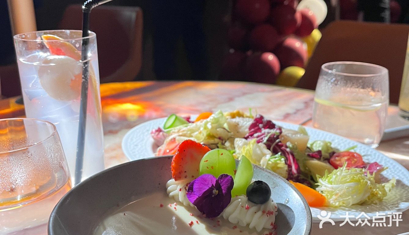 氛围感十足的高空餐吧🍴🎵