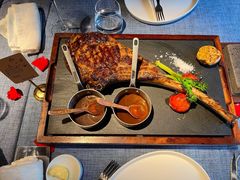 -弦月窗LUNETTE BY AMANDA(复兴路店)