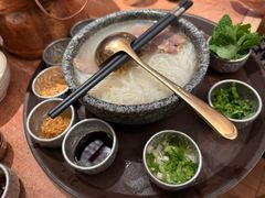 -浩海火燒雲傣家菜(芮欧百货店)