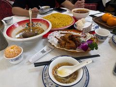 -津津名菜馆(绝没分店)