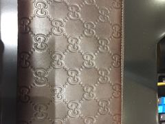 -爱革·奢品·鞋包·衣物·家居(金桥国际商业广场店)