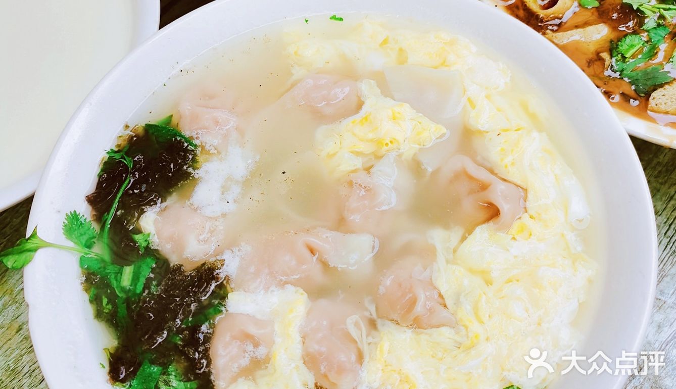 🍜 这里的锅巴菜 口味逆天 🌸
