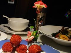 杨梅鳕鱼球-柳莺湖上·湖景餐厅·江南菜(西湖店)