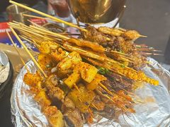 -何师烧烤Pro ·小龙虾·江湖川菜·精酿啤酒(太古里店)