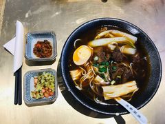半筋半肉牛肋面-桃园眷村(万象天地店)