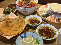 -怪噜范·老贵阳街头名小吃(鸿通城店)