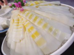 -渝里重庆火锅(航天城店)