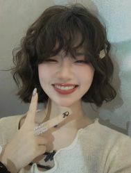 -诗悦发型烫染SALON