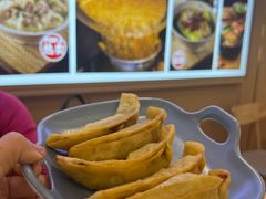 -老新隆牛肉锅贴(新街口店)