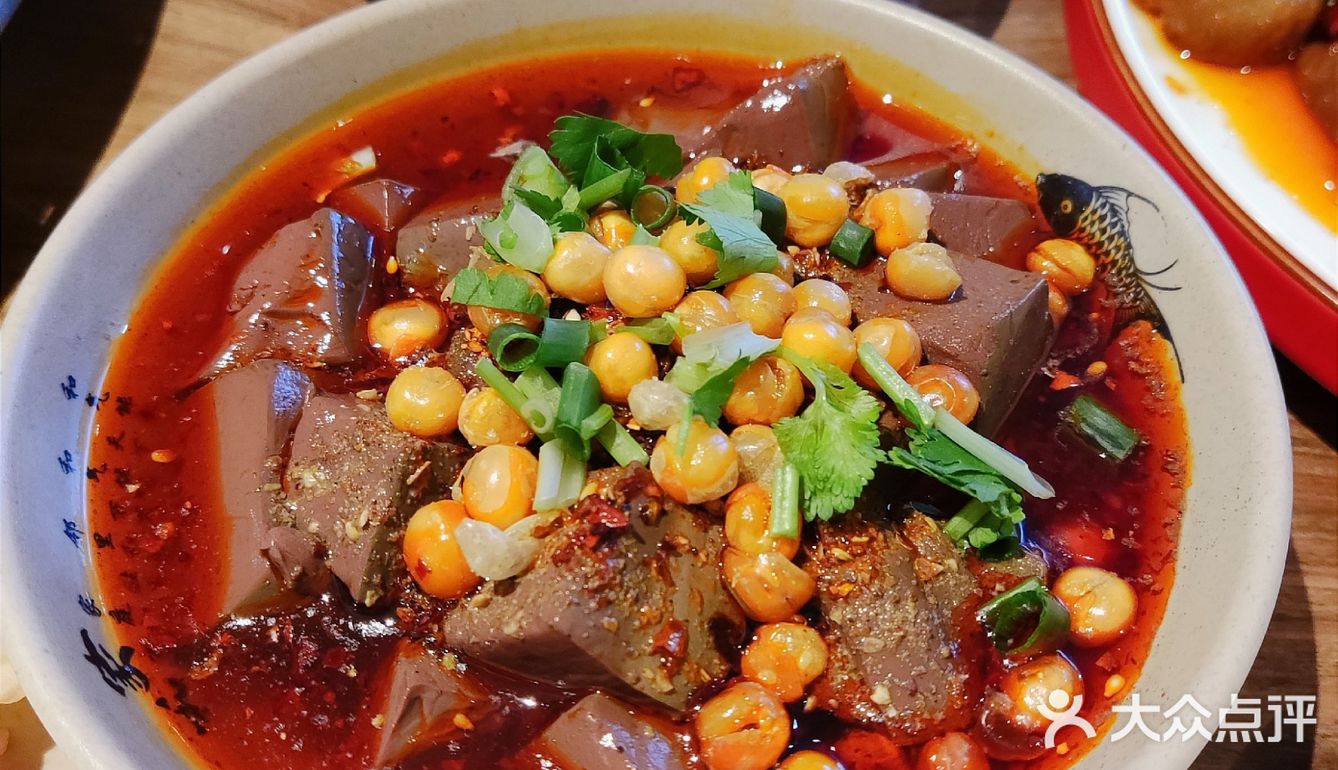 别卷了我要干饭🌈累了困了来份跷脚牛肉✔