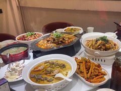 -巴特餐饮6加1音乐餐吧·新疆菜
