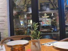 -La Strada(安福路店)