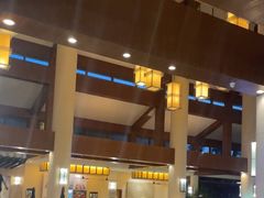-亚龙湾喜来登·美景台大堂吧