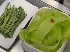 -生活如沸·顺德水牛奶火锅(大学路店)