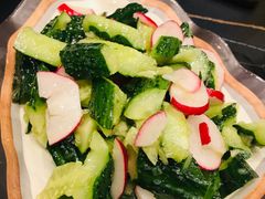 樱桃萝卜拍黄瓜-殷式·私房烧烤·羊蝎子火锅(什刹海店)