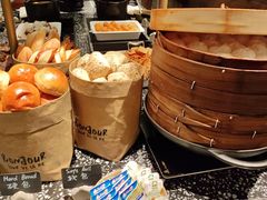 -上海虹桥祥源希尔顿酒店