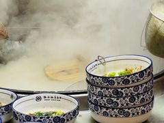 -镇南锅盖面馆(解放路店)