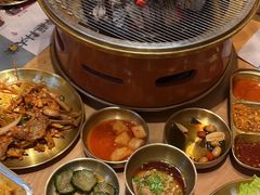 -闻老头·菊花炭烤肉(D11店)