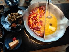 -湊湊火锅·茶憩(南京东路悦荟店)